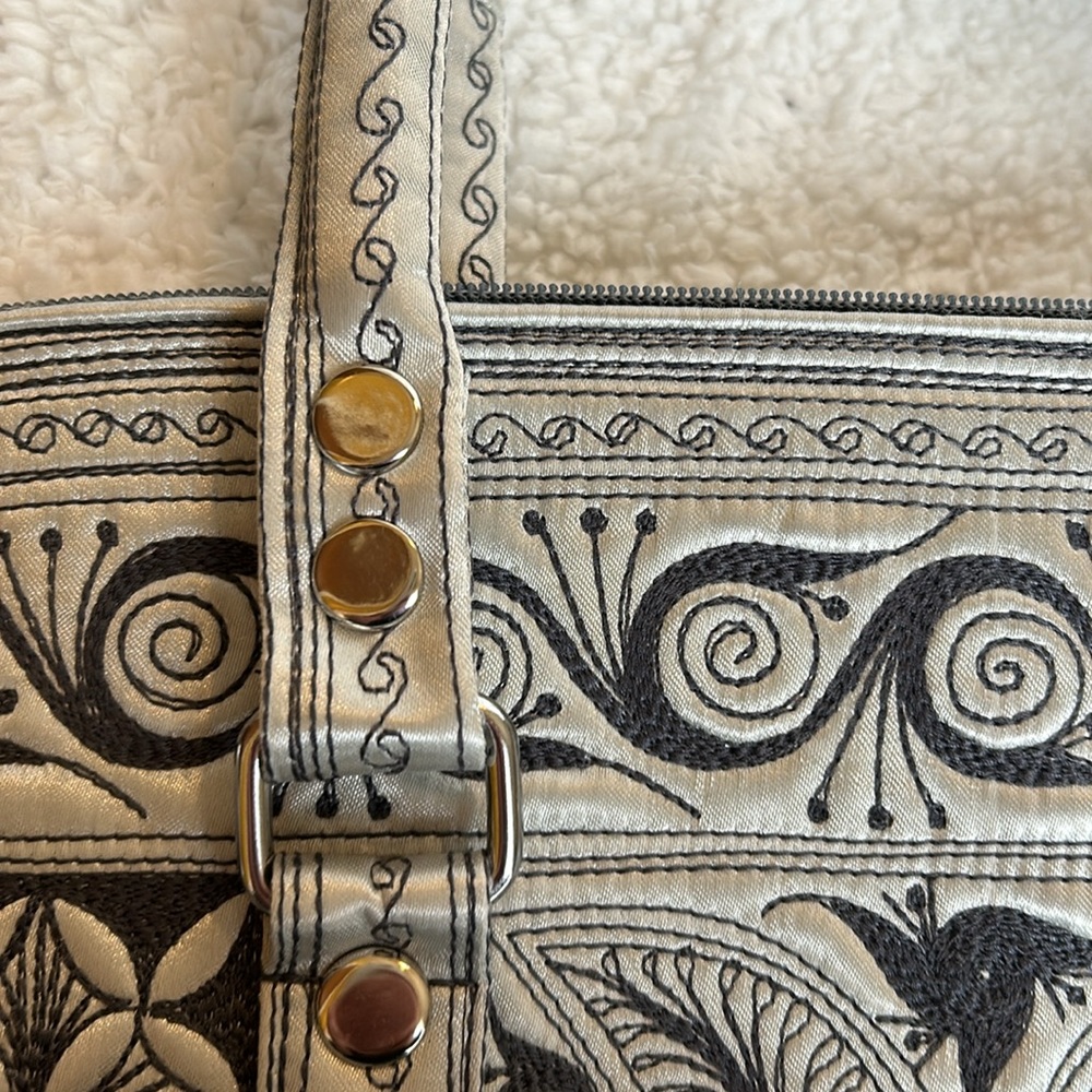 Banda Bags Kali Tote - Large Silver - Picture 7 of 16